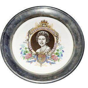 Vintage 1977 Silver Jubilee Queen Elizabeth II Silver-Plated Dish England 4.5"